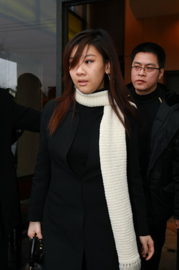 欣宜現身　表現鎮定