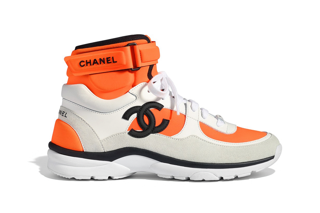 當你看過 Chanel Pre-Spring 18 的波鞋系列，你就知道今年的 Dad Sneakers 熱潮是停不了吧！
