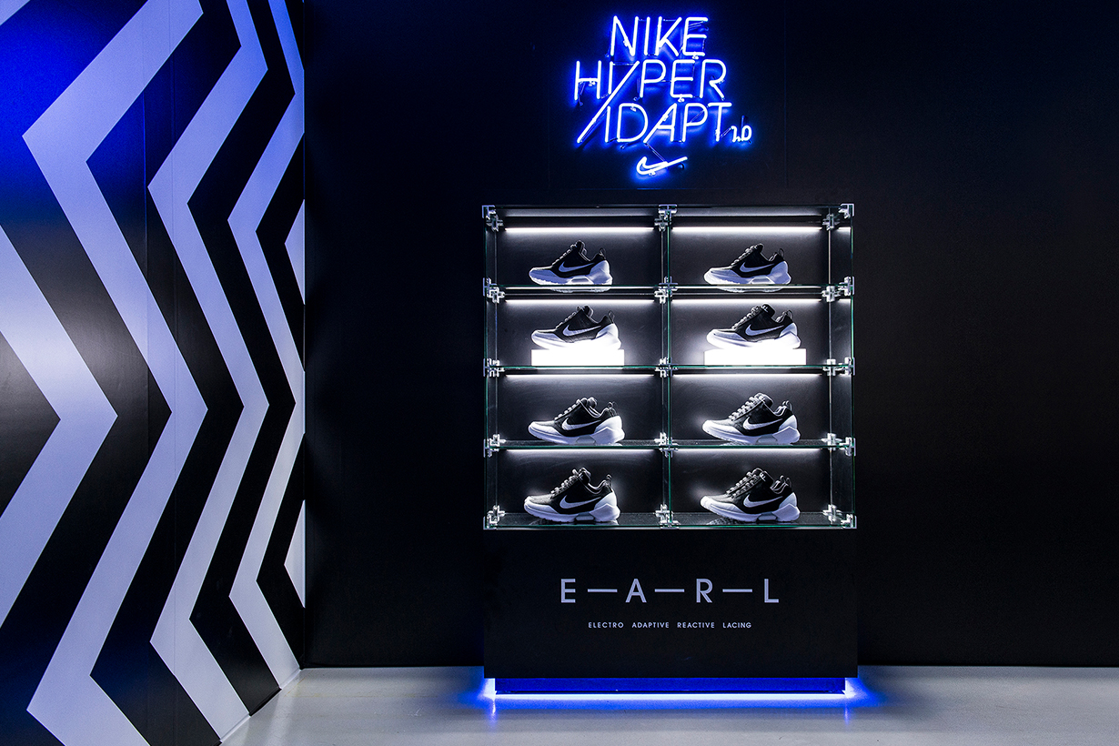 回到未來電影成真 自動綁鞋帶 鞋底發光的 NIKE HyperAdapt 1.0 波鞋明日在 invincible 開賣