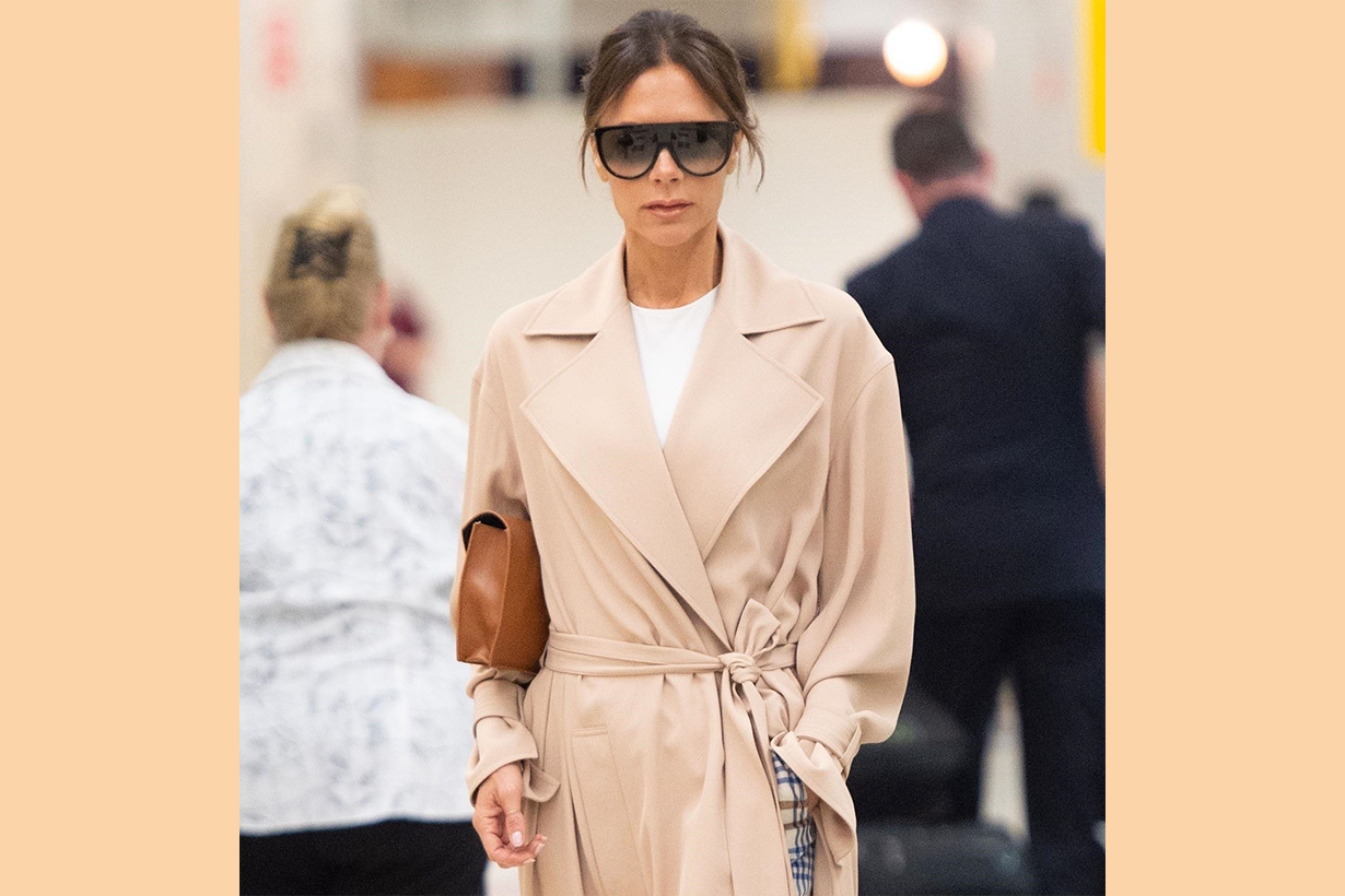 Victoria Beckham 舒適又時尚的機場穿搭示範，再次展現她的好衣Q！