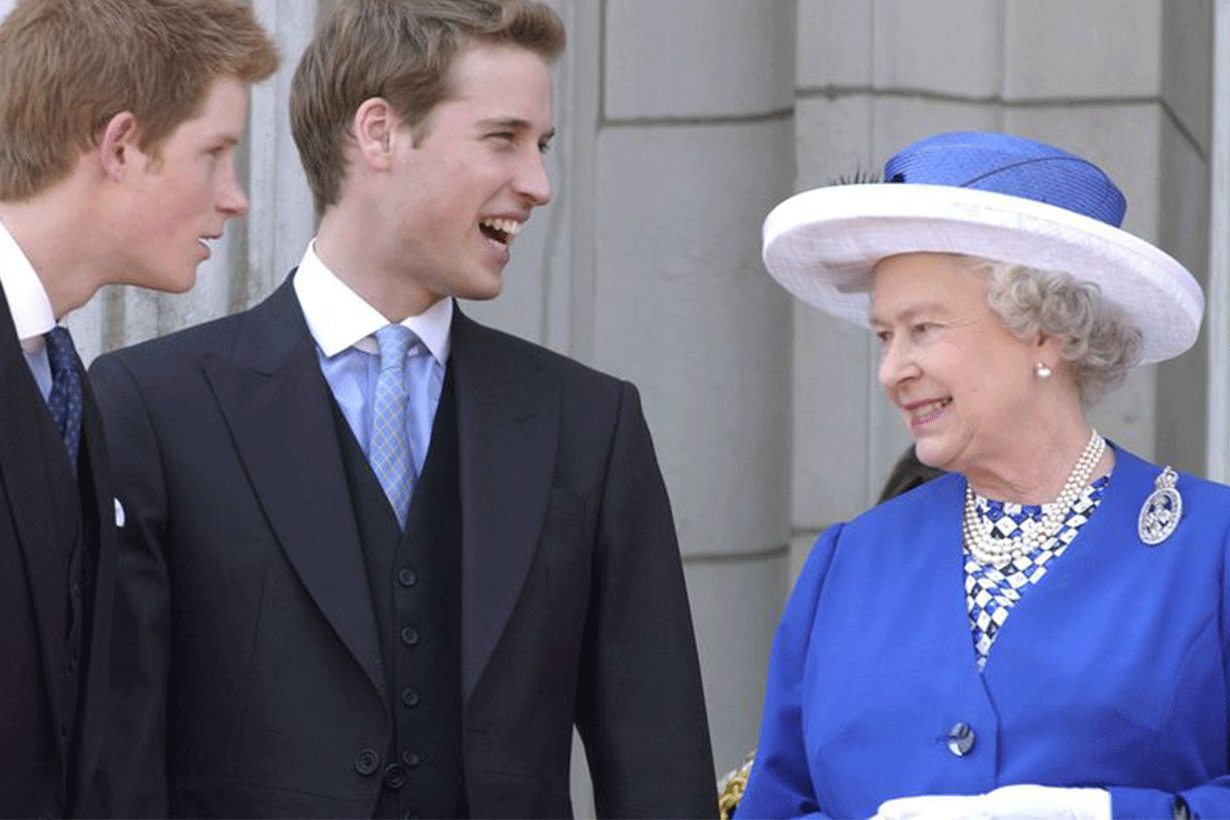 Queen Elizabeth II Grandchilden prince william prince harry