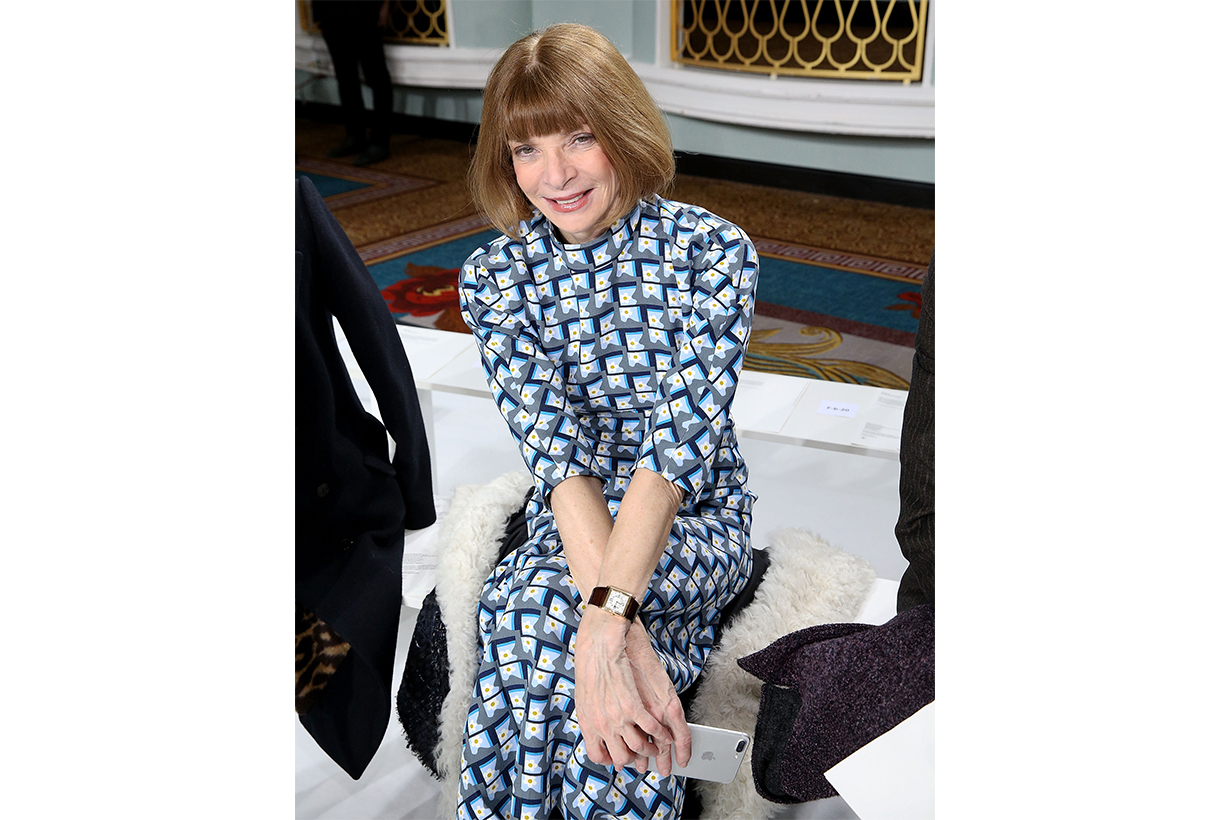 Anna Wintour Fashion Runway Front Row Printed Dress