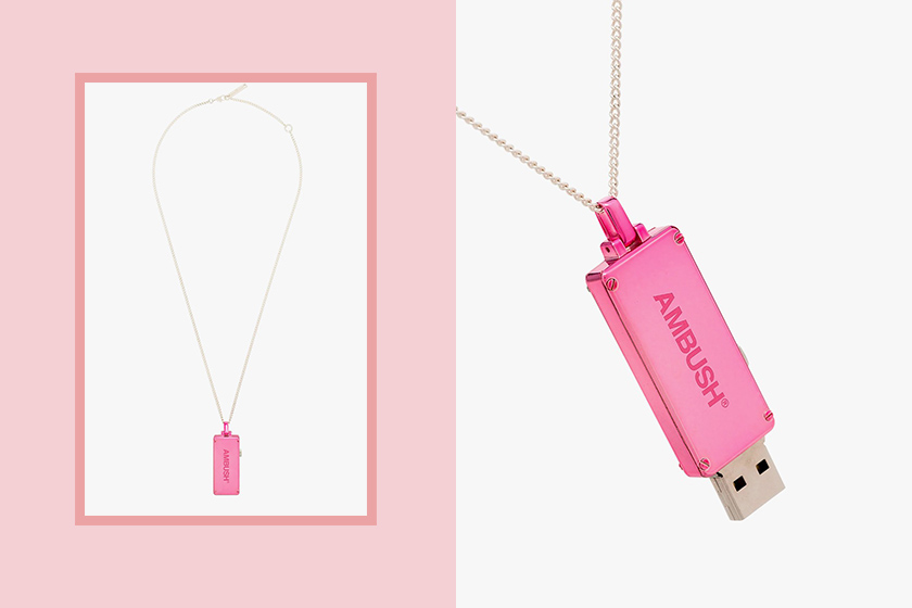 最潮上班小物：AMBUSH 這一條 USB 粉紅項鍊引起熱議！