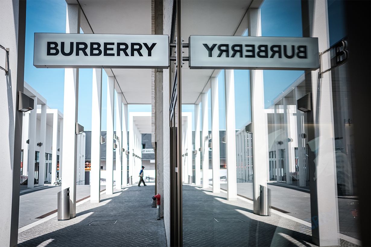 疫情下的時尚產業（更新）：Burberry 銷售額急跌一半、Victoria's Secret 暫閉網店⋯