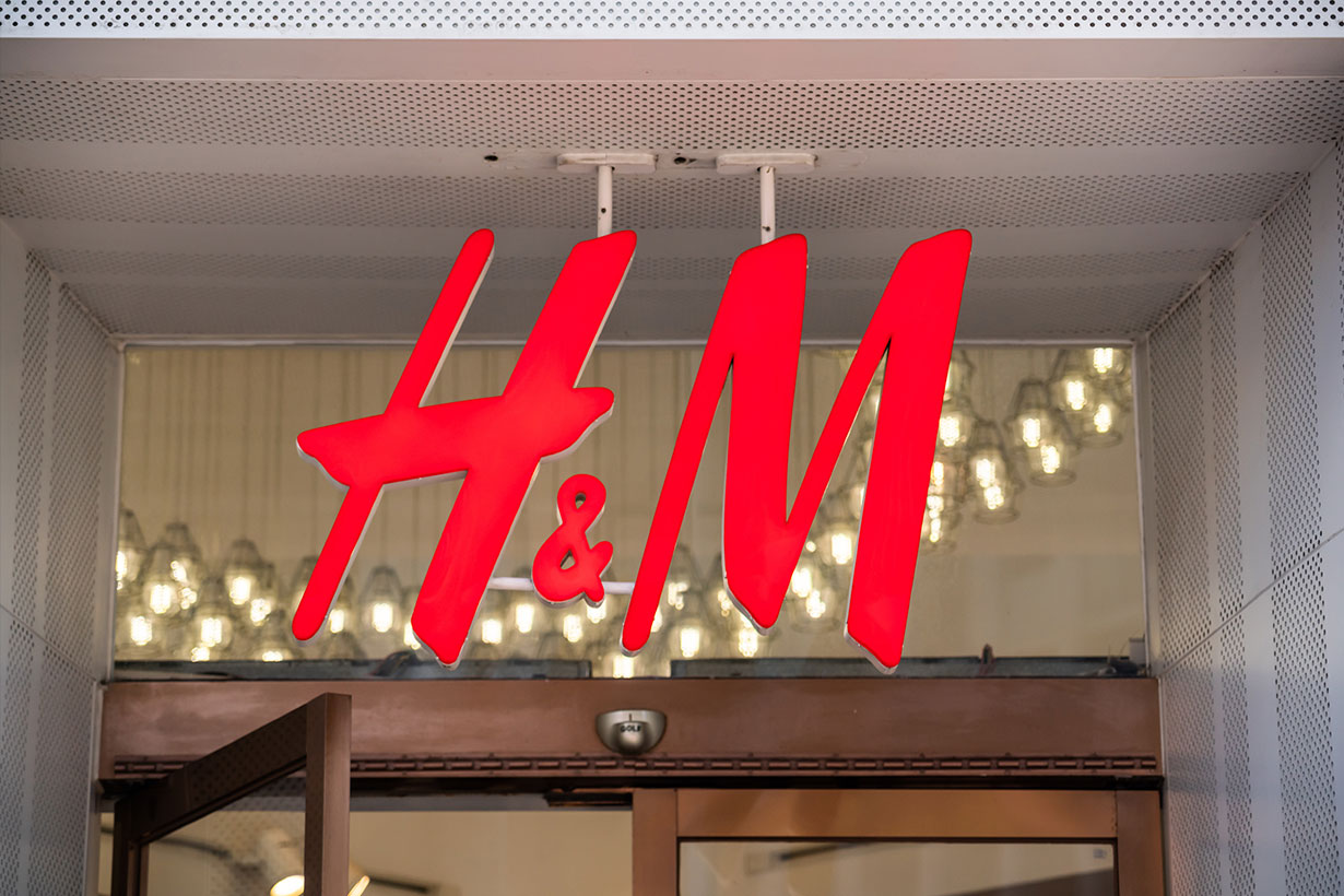10 年來最嚴峻：H&M 集團上半年收入暴跌，預計將關閉 170 間門店！