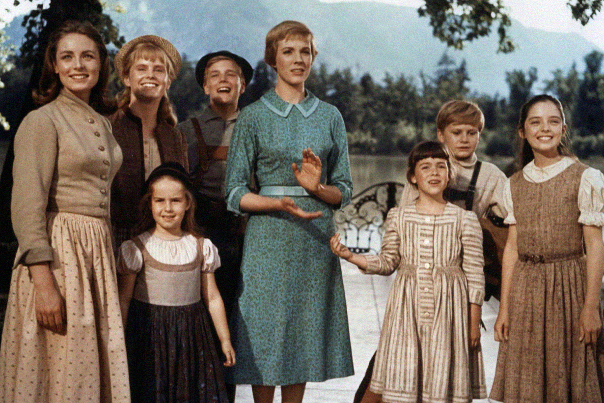 Sound of Music Van Trapp Family Captain Von Trapp  Maria Julie Andrews Christopher Plummer Austria Germany The USA Do Re Mi Edelweiss Favourite Things  