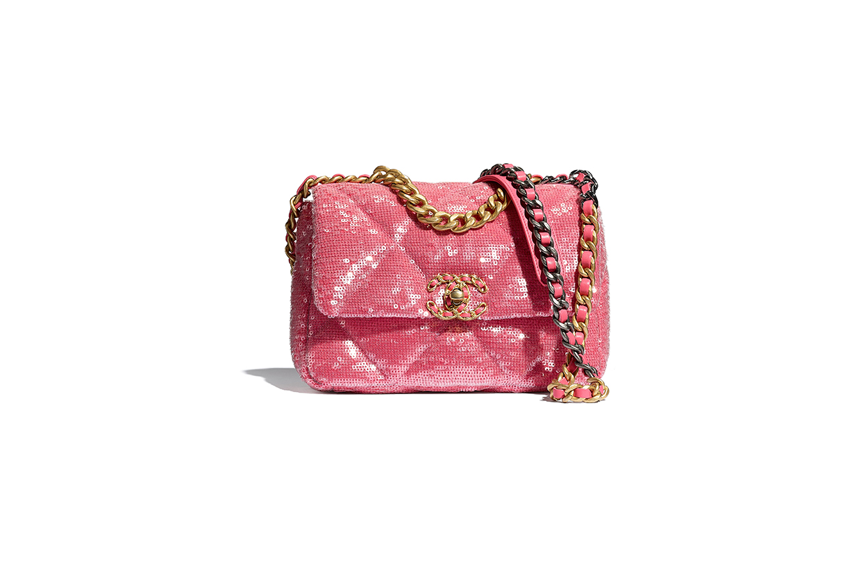 chanel 2021 cruise coral pink handbags 19 hobo all