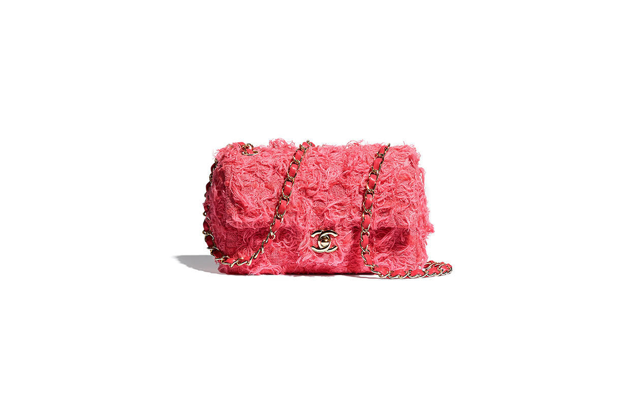 chanel 2021 cruise coral pink handbags 19 hobo all