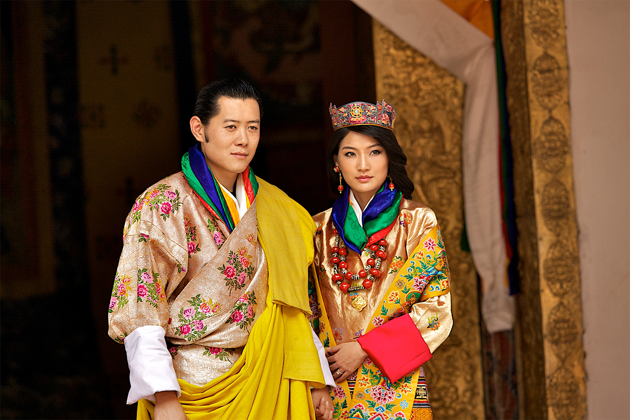 Bhutan Royal Family Jigme Khesar Namgyel Wangchuck Jetsun Pema Wangchuck Royal Couples  Jigme Namgyel Wangchuck Gyalsey Ugyen Wangchuck Love story Marriage 