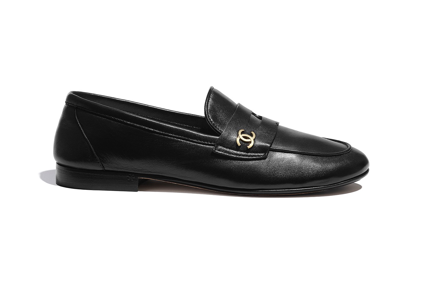 chanel penny loafer spring summer 2021 collection shoes release