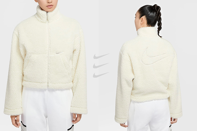 Nike 新上架絨毛外套，極簡米白＋小版 Swoosh 令時髦女生搶著穿！