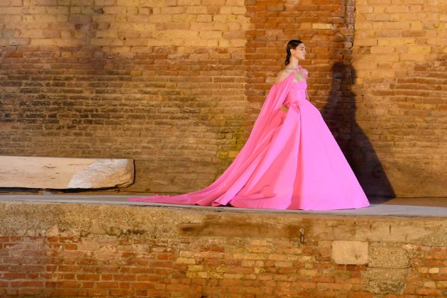 valentino 21FW Pierpaolo Piccioli haute couture Des Ateliers 2021 FW
