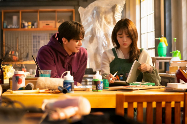 Netflix-k-drama-Nevertheless-main-leads-Song-Kang-and-Han-So-Hee-sweet-chemistry-overflow-11