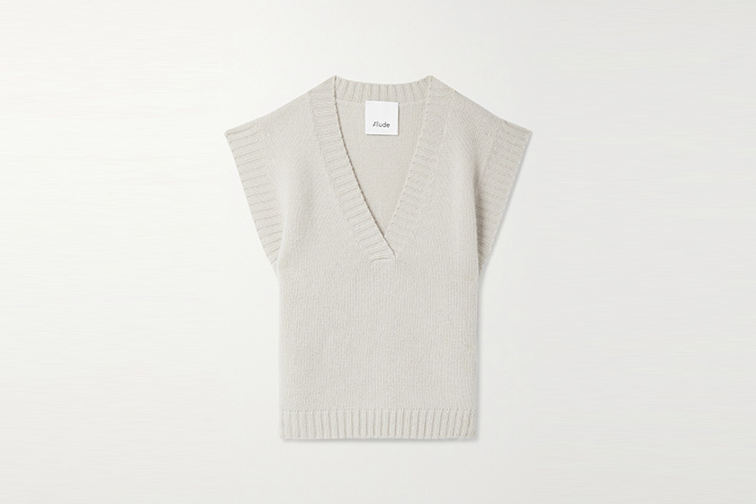 2021 Fall Outfit Idea knit Vest wool tank