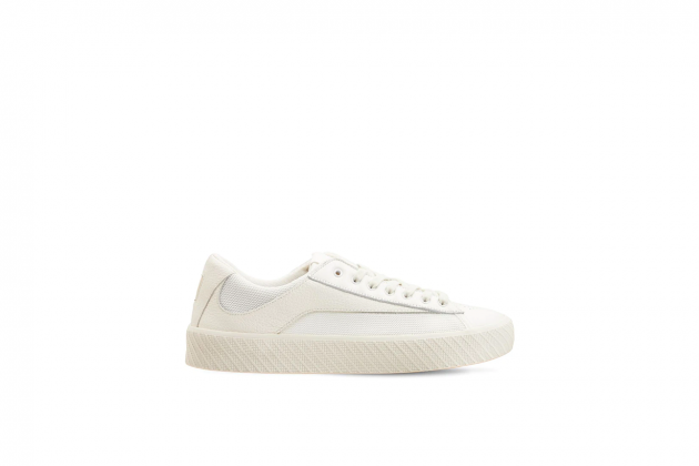 wardrobe-essential-7-white-sneakers-every-girl-need-03