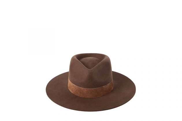 4-trendy-hats-to-buy-for-this-winter-06