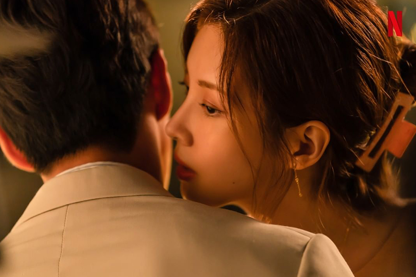 Netflix BDSM Korean Movie Love and Leashes Seo Ju hyun Lee Jun young