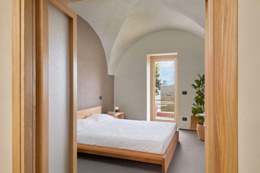 airbnb Sambuca di Sicilia 1 euro house 2022 application