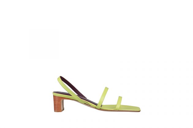 5-pairs-comfortable-and-elegant-sandals-to-recommend-for-summer-03