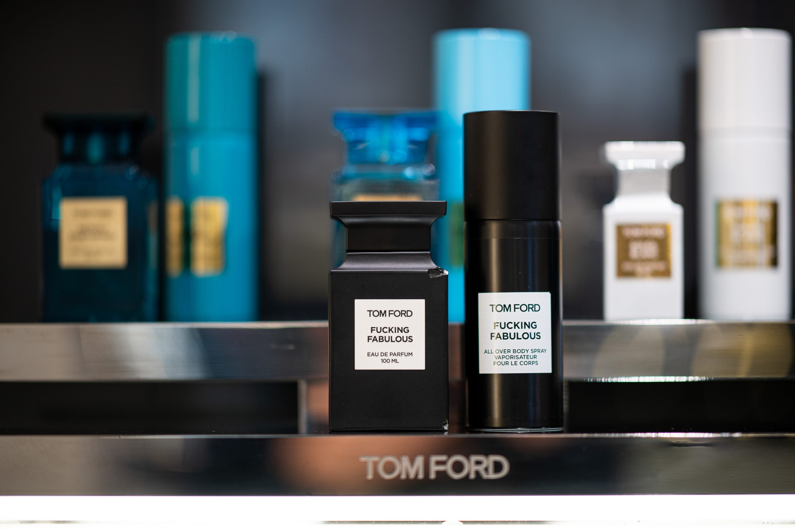estee lauder buys tom ford beauty 2.8 billion deal