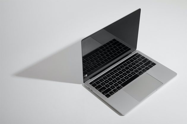 apple-touchscreen-macbook-pro