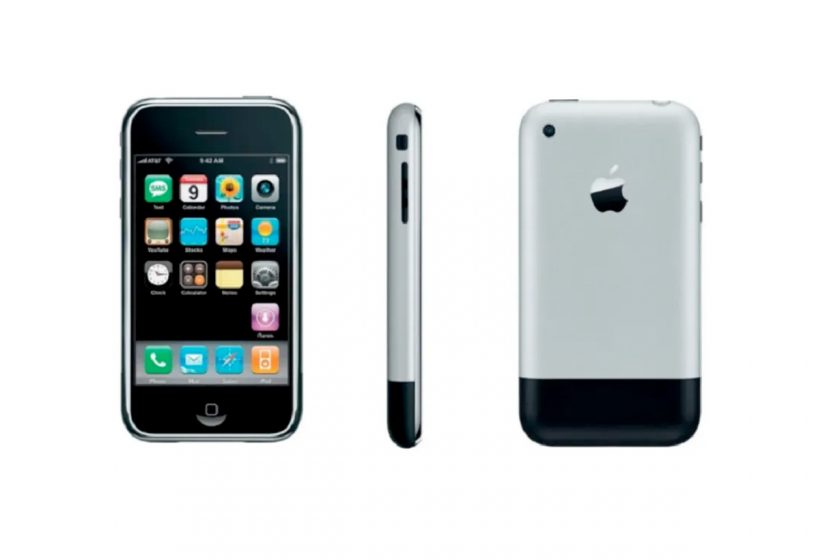 apple iphone first auction over 60,000 us dollar steve jobs packed