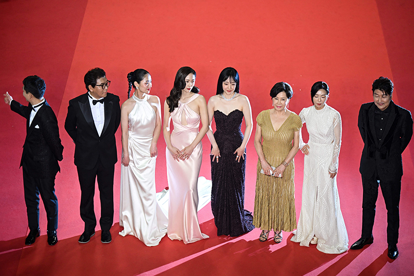 Krystal Cobweb Festival De Cannes 2023 Red Carpet style