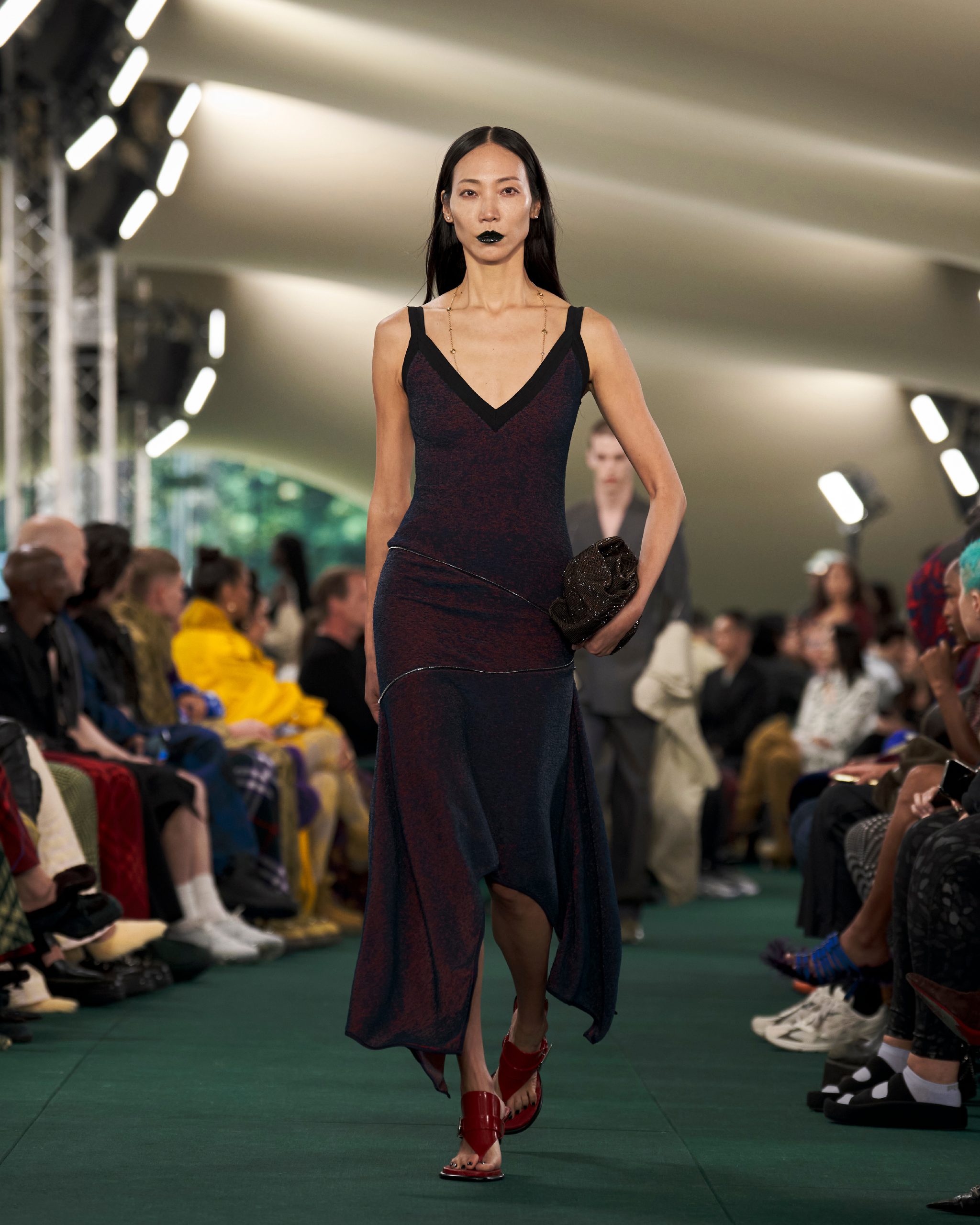 Burberry by Daniel Lee 2024SS fashion week runway