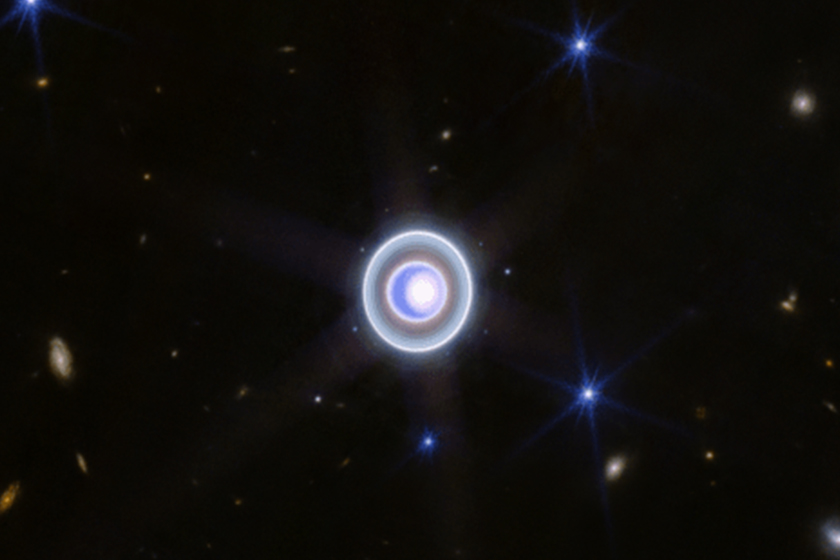 夢幻的藍色光暈：欣賞 NASA 公開的太空望遠鏡拍攝「天王星」影像！