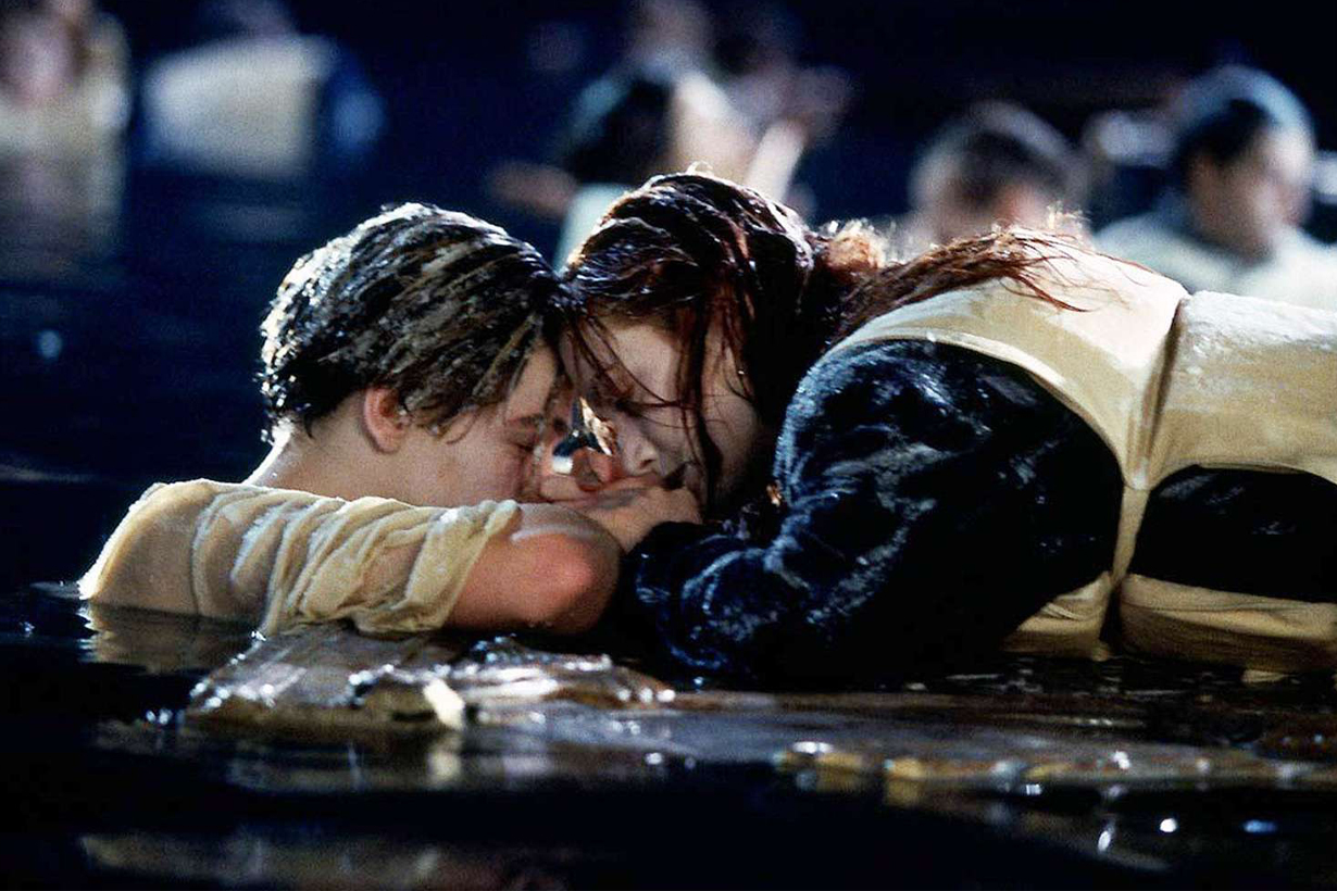 《Titanic》讓 Rose 獲救的「道具門」拍賣，高價以 $72 萬美金成交：買家會是 Jack 嗎？